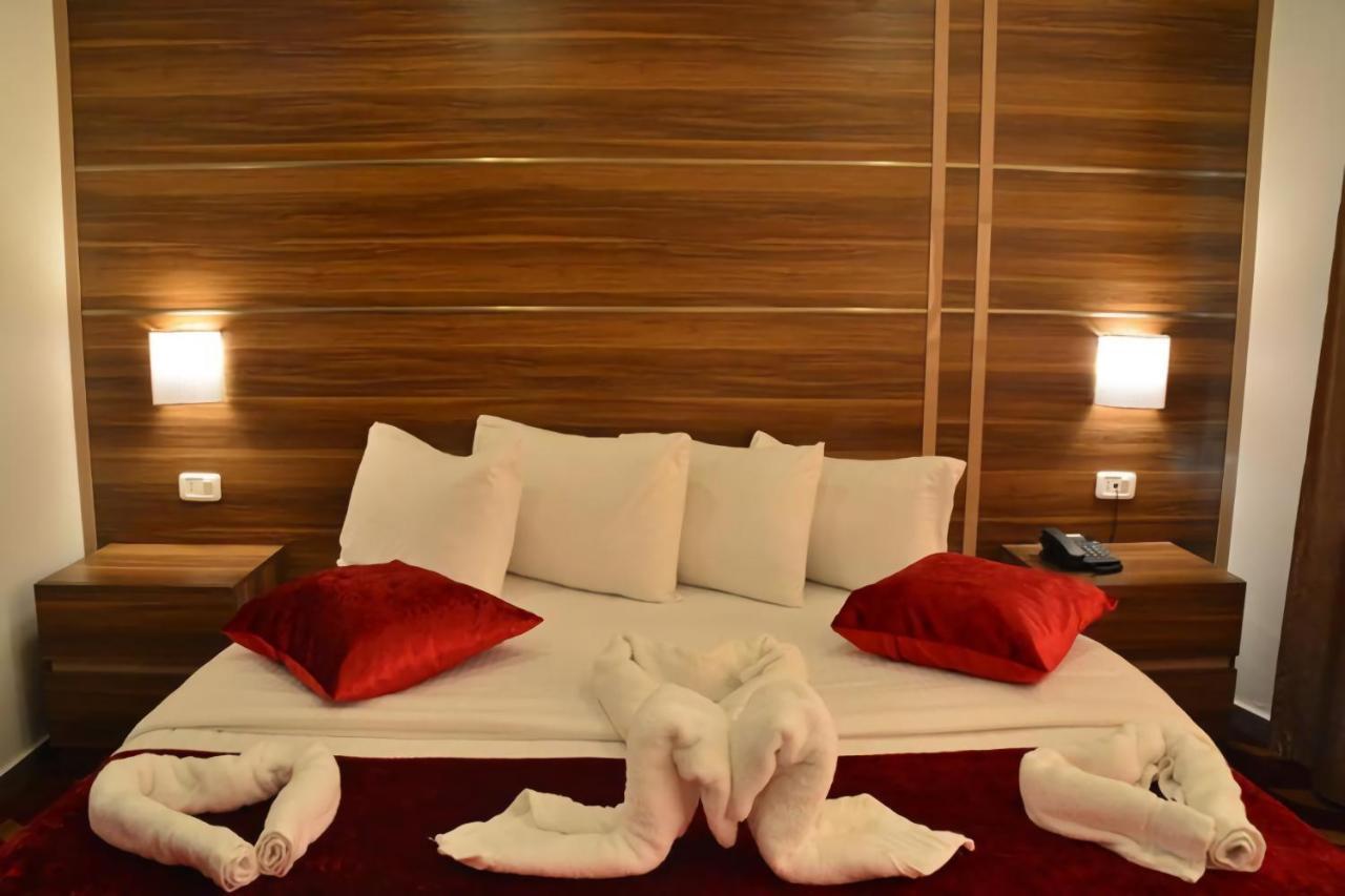 Spark Plaza Hotel Amman Esterno foto